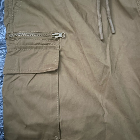 Cargo shorts - Picture 4 of 4